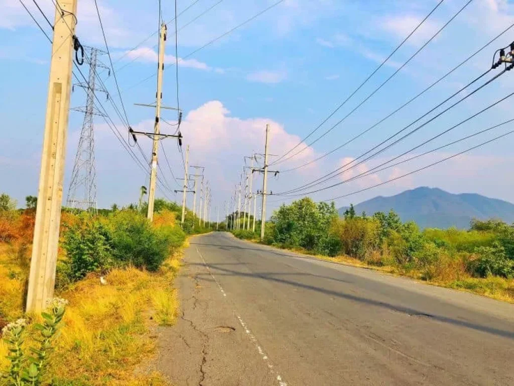 ที่ดินโฉนด 2งาน 49ตรว ติดถนนดำ