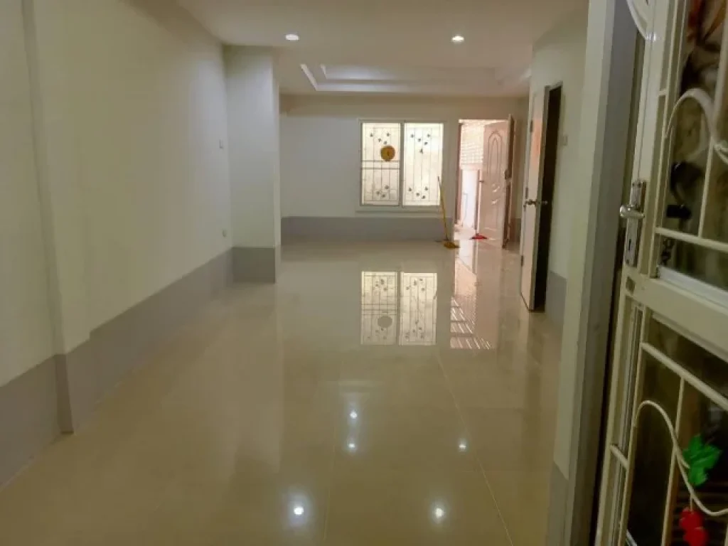 Urgent sale  2 storey townhouse Park Ratchapruek-Kanchanaphisek