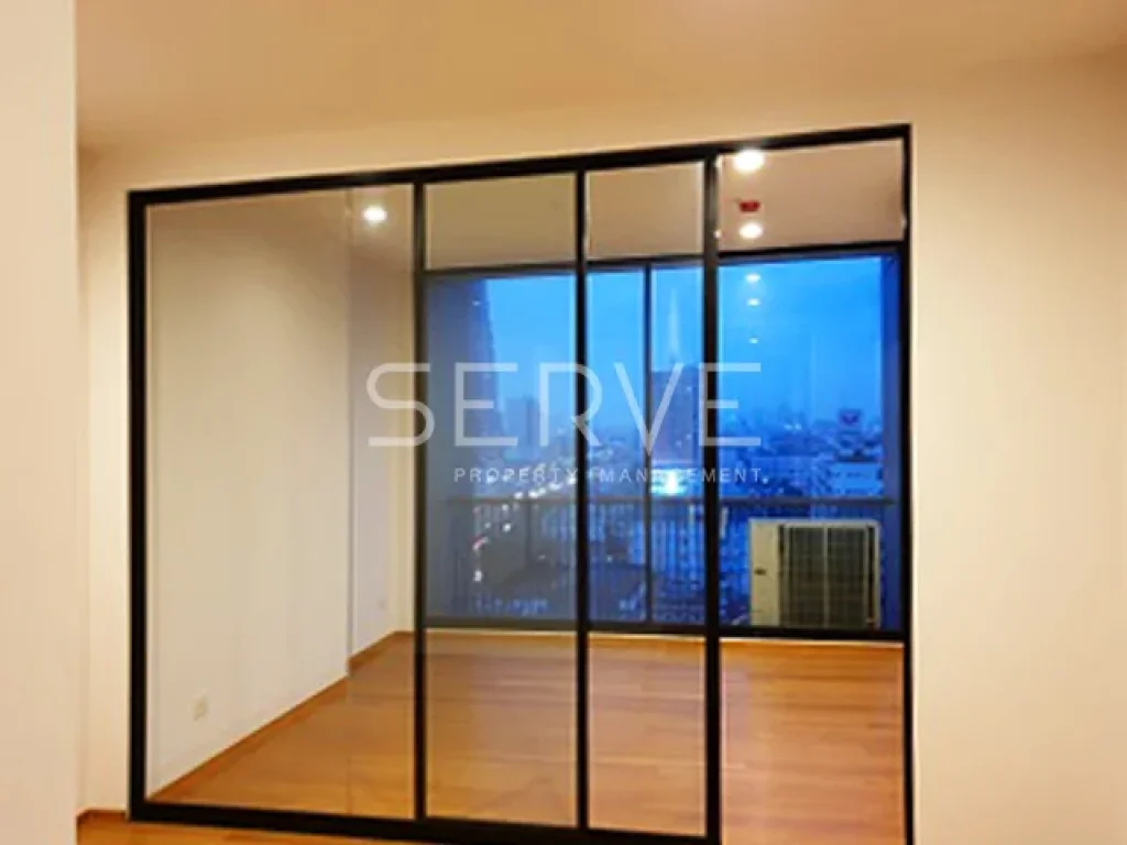 ปล่อยเช่าคอนโดย่านธุรกิจแต่ราคาเบามากที่ Noble Revo Silom ติด BTS Surasak 1 Bd 1 Bth 33 Sqm 20 K