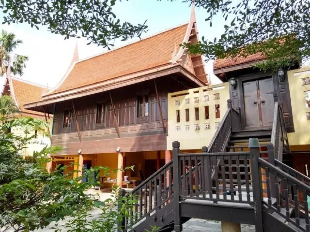 For Sale บ้านทรงไทย หลังใหญ่ ติดถนนราษฎร์อุทิศ มีนบุรี