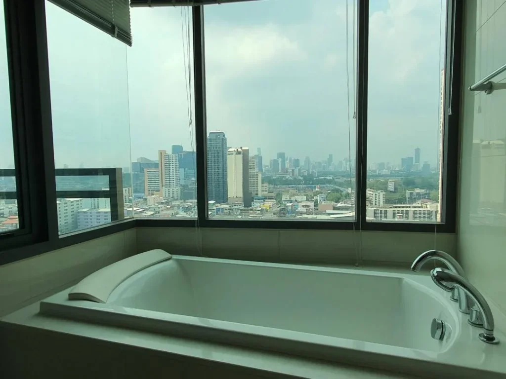 Condo For Rent คอนโดตกแต่งพร้อมอยู่ Bright Sukhumvit 24 ใกล้BTSพร้อมพงษ์