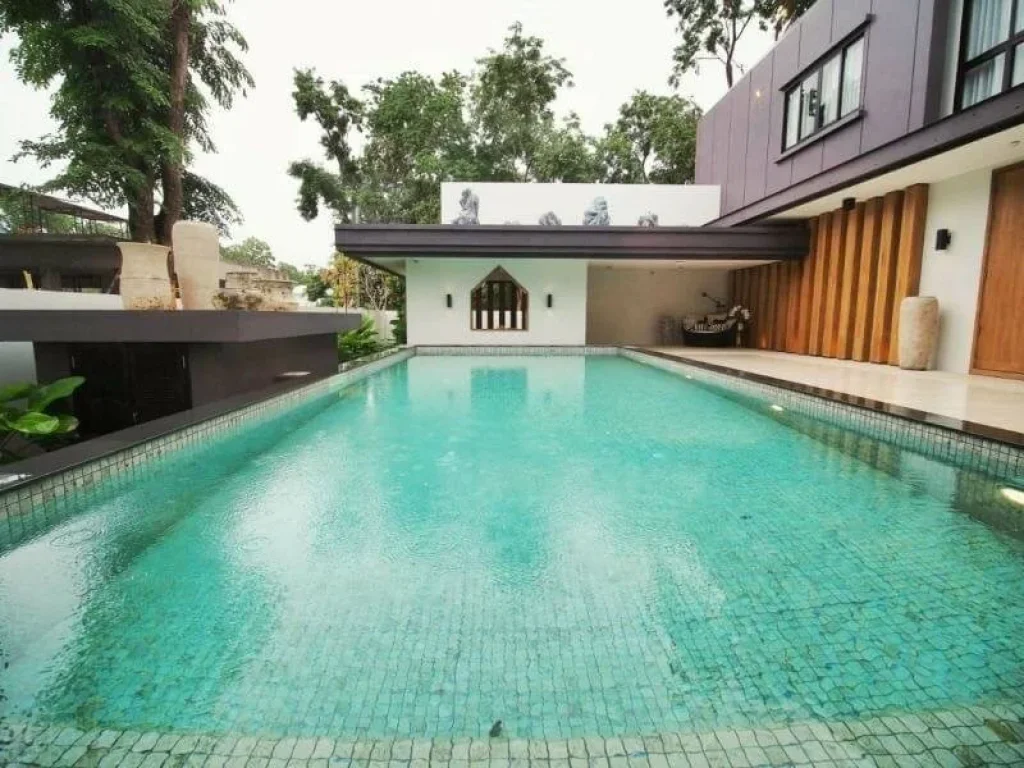 FOR SALE RENT NEW Luxury house with private swimming pool at Hang Dong Chiang Mai Furnished with premium brand furniture San Phak Wan