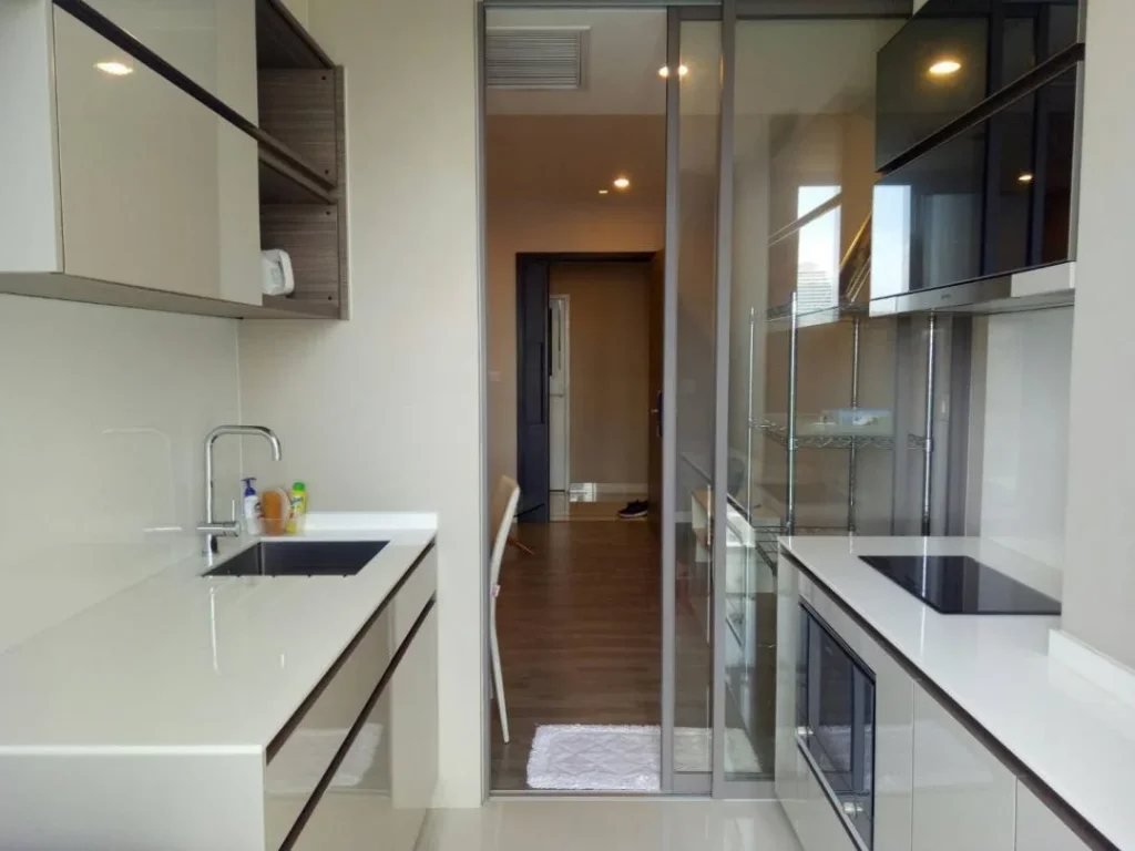 Condo For Rent คอนโด พร้อมอยู่ the Room สาธร- ถนนปั้น ย่านสีลม