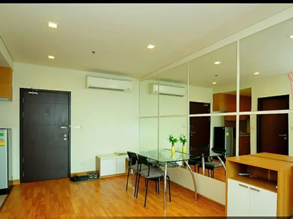 คอนโด Le Luk เลอ ลักซ์ ห้องใหญ่ แบบ 1 ห้องนอน ใกล้ BTS พระโขนง For Urgent Sale A Nice and Large 1 Bed Unit at Le Luk Near BTS Prakhanong