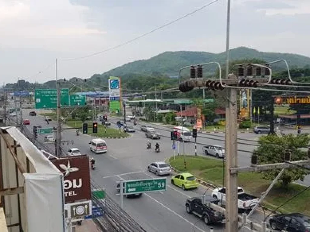 ขายด่วน อาคารพาณิชย์ 4 ชั้น ตรงข้ามหาดเตยงาม สัตหีบ มีที่จอดรถ ติดถนนสุขุมวิท