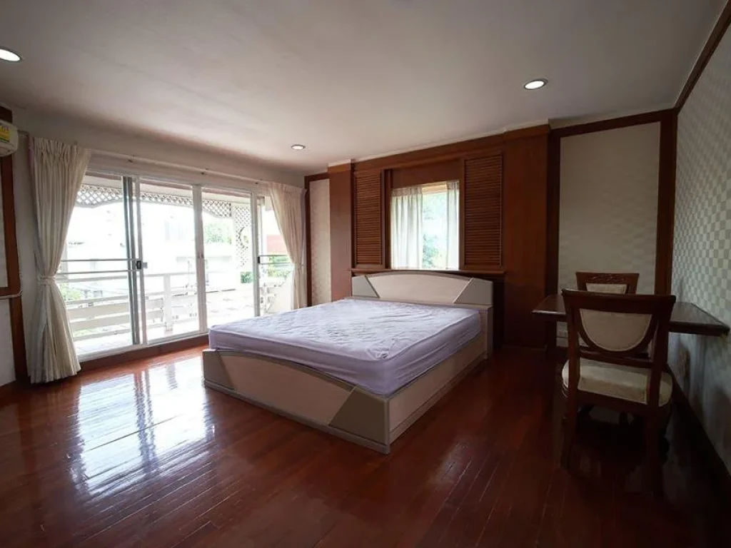 For Rent ทาวน์โฮม พร้อมอยู่ หมู่บ้านศรีนคร ใกล้เซ็นทรัลพระราม3