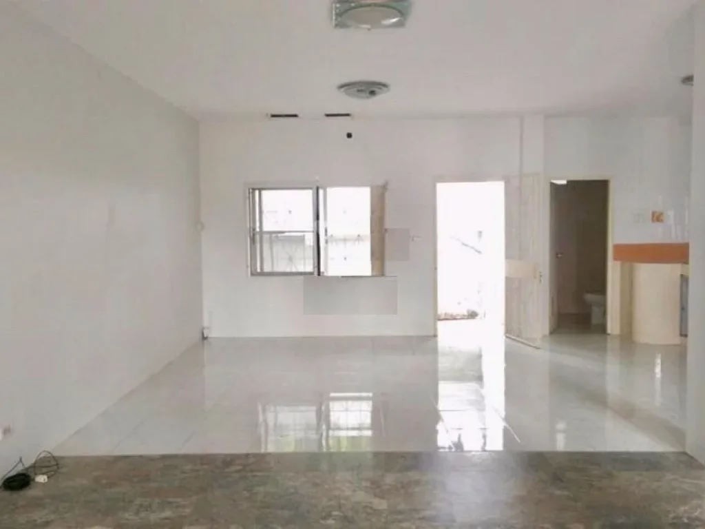 For Rent ทาวน์โฮม ลาดพร้าว84 ใกล้ถนนเรียบทางด่วน-รามอินทรา