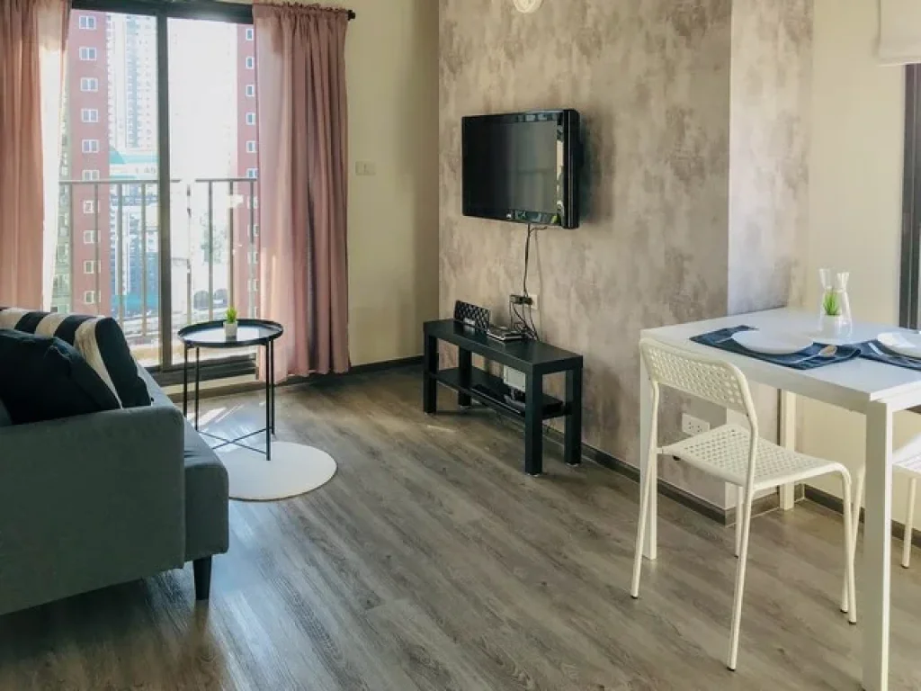 Condo for Rent at Rich Park Triple Station Airport Link Hua Mak