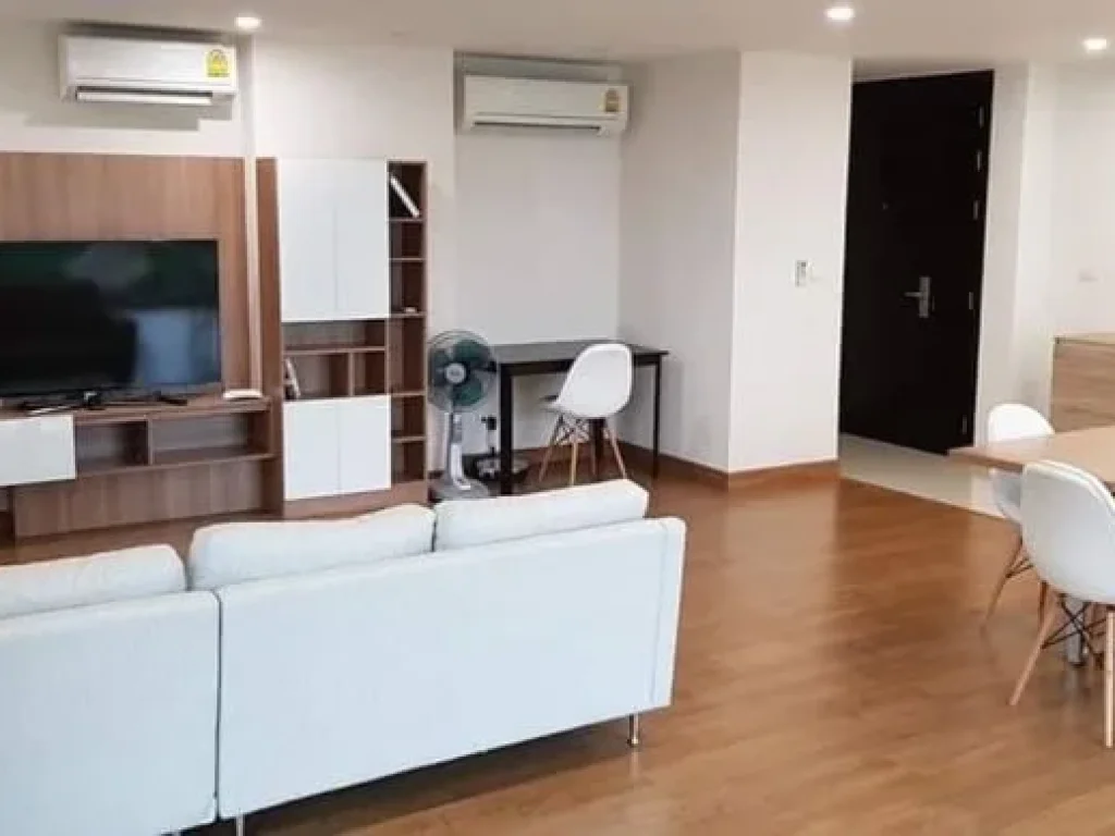 For SALE RENT Modern luxury spacious 2bedroom 2bathroom 120sqm condo in the heart of Nimmanhiem Road Soi 6 at the Nimmana Condo