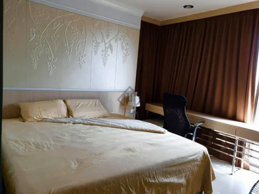 For Sale Rhythm Sukhumvit 42 size 2 bedrooms decoration near Ekkamai BTS station