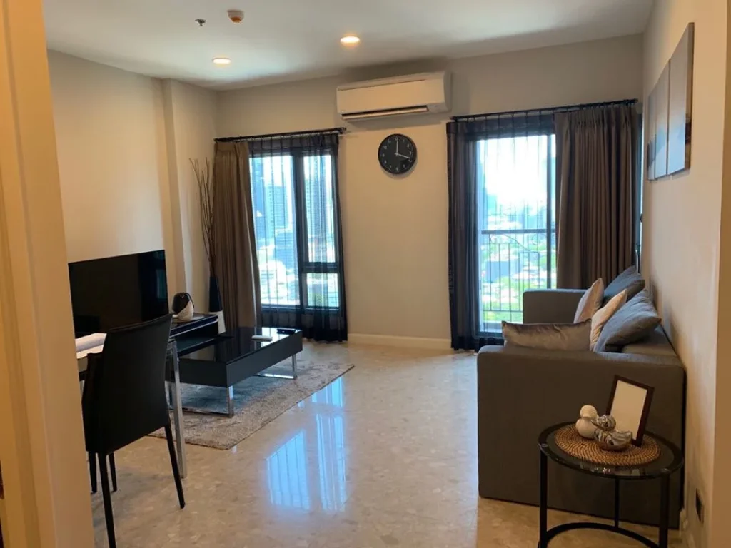 The Crest Sukhumvit 34 for rent near BTS Thonglor 2 bed 2 bath 70 sqm rental 60000 bahtmonth