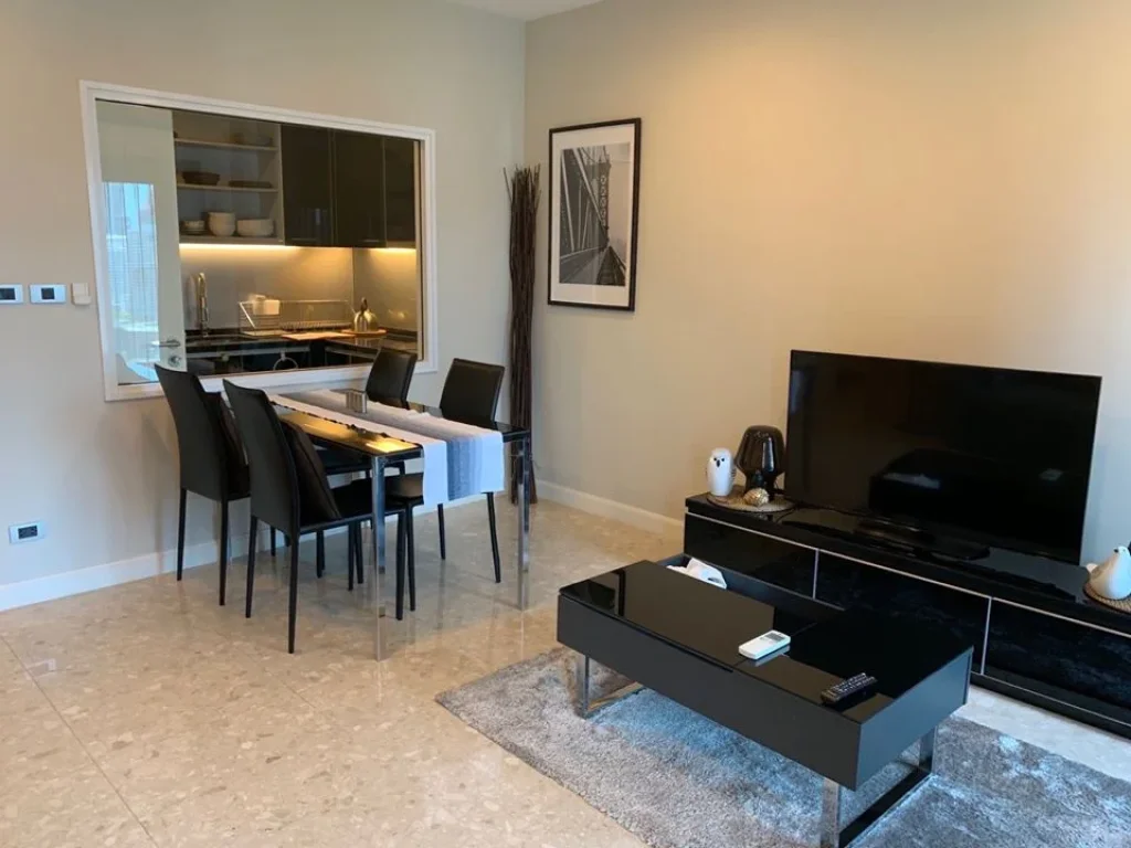 The Crest Sukhumvit 34 for rent near BTS Thonglor 2 bed 2 bath 70 sqm rental 60000 bahtmonth