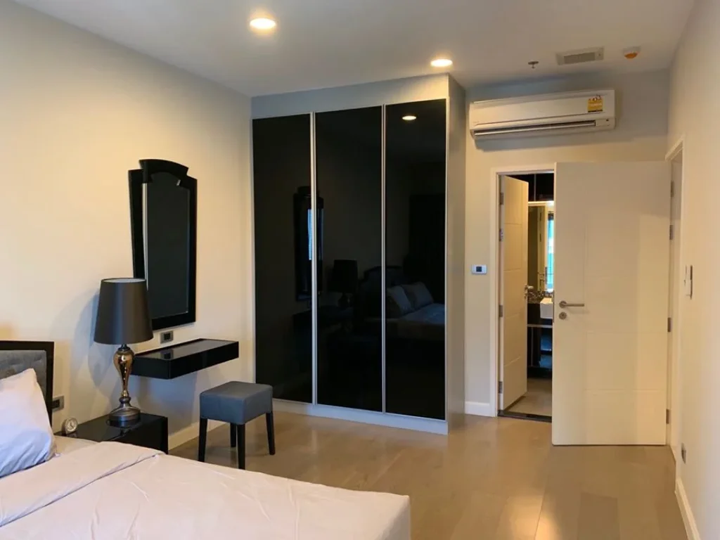 The Crest Sukhumvit 34 for rent near BTS Thonglor 2 bed 2 bath 70 sqm rental 60000 bahtmonth