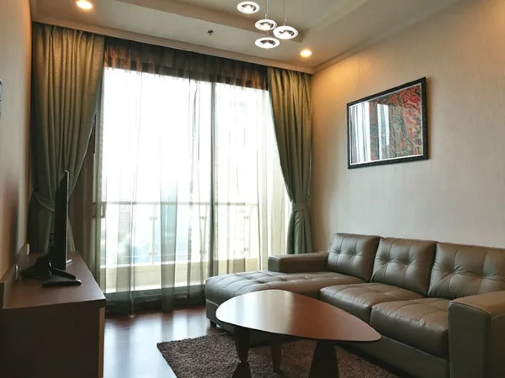 คอนโดหรู แต่งสวย ห้องกว้างขวางแบบ 1 ห้องนอน ที่ คอนโด Supalai Elite Suan Plu ถสาธรใต้ A Large 1 bedroom unit available at Soi Suan Plu