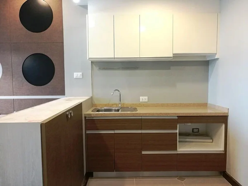 คอนโดหรู แต่งสวย ห้องกว้างขวางแบบ 1 ห้องนอน ที่ คอนโด Supalai Elite Suan Plu ถสาธรใต้ A Large 1 bedroom unit available at Soi Suan Plu