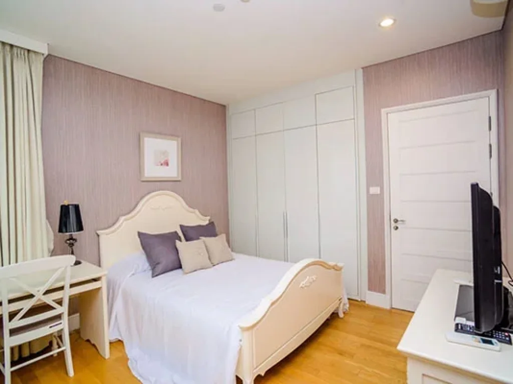 คอนโด Aguston Sukhumvit 22 แบบ 3 ห้องนอน Aguston Sukhumvit 22 Rare Pet-friendly High-end 3 Bedrooms Unit