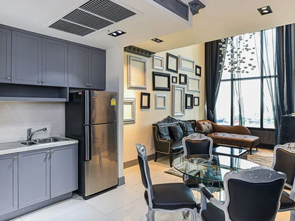 คอนโด The Emporio Place สุขุมวิท 24 แบบ Duplex 1 ห้องนอน ราคาพิเศษ The Emporio Place Stylish Duplex Classic Modern White-Black Chic Decor 1 Bed Unit