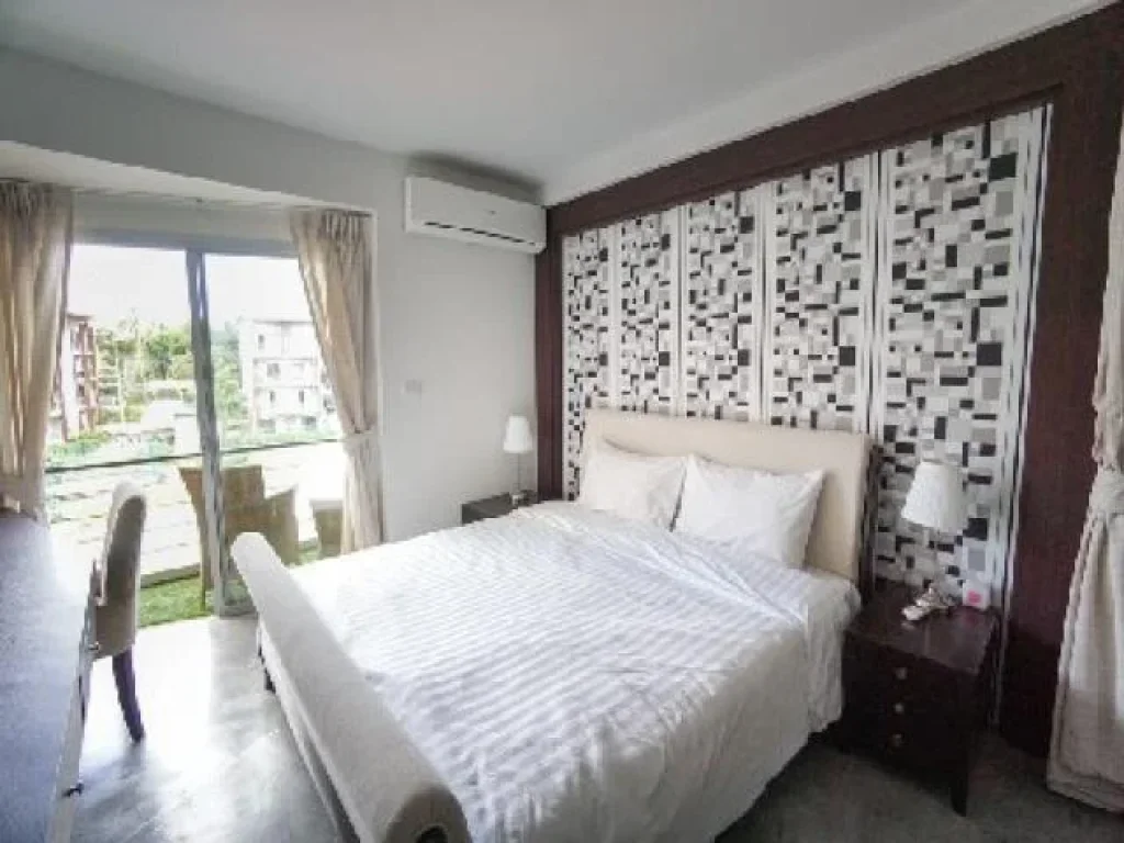 Replay Condo for rent Pool View