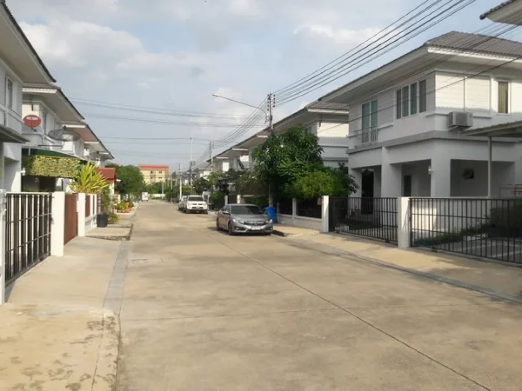 ขาย บ้านแฝด สารินอเวนิว วัดพันท้ายนรสิงห์ ถนนพระราม 2 อเมืองสมุทรสาคร จสมุทรสาคร