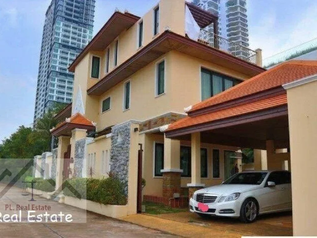 For Sale บ้านติดชายหาดพัทยา พร้อมสระว่ายน้ำ น่าอยู่มาก