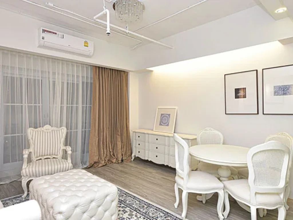 คอนโด Modern Chic State Tower สีลม ห้อง Renovate ใหม่กิ๊ก A Newly Renovated amp Spacious Modern Chick 1 Bed Unit