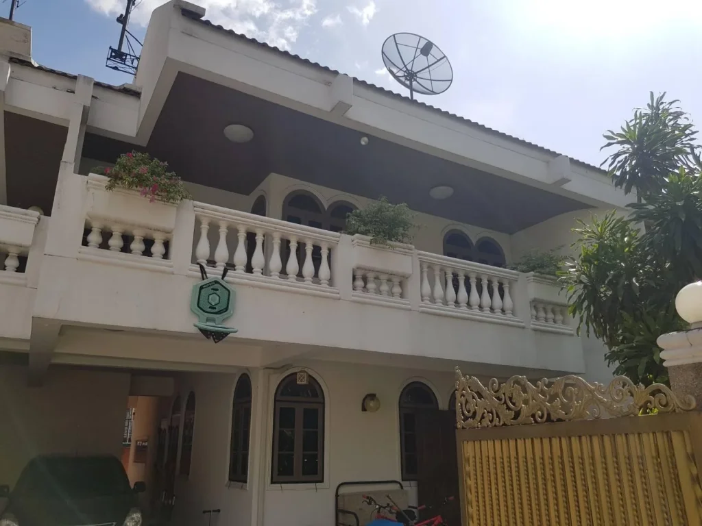 For Rent Single house in Phromphong