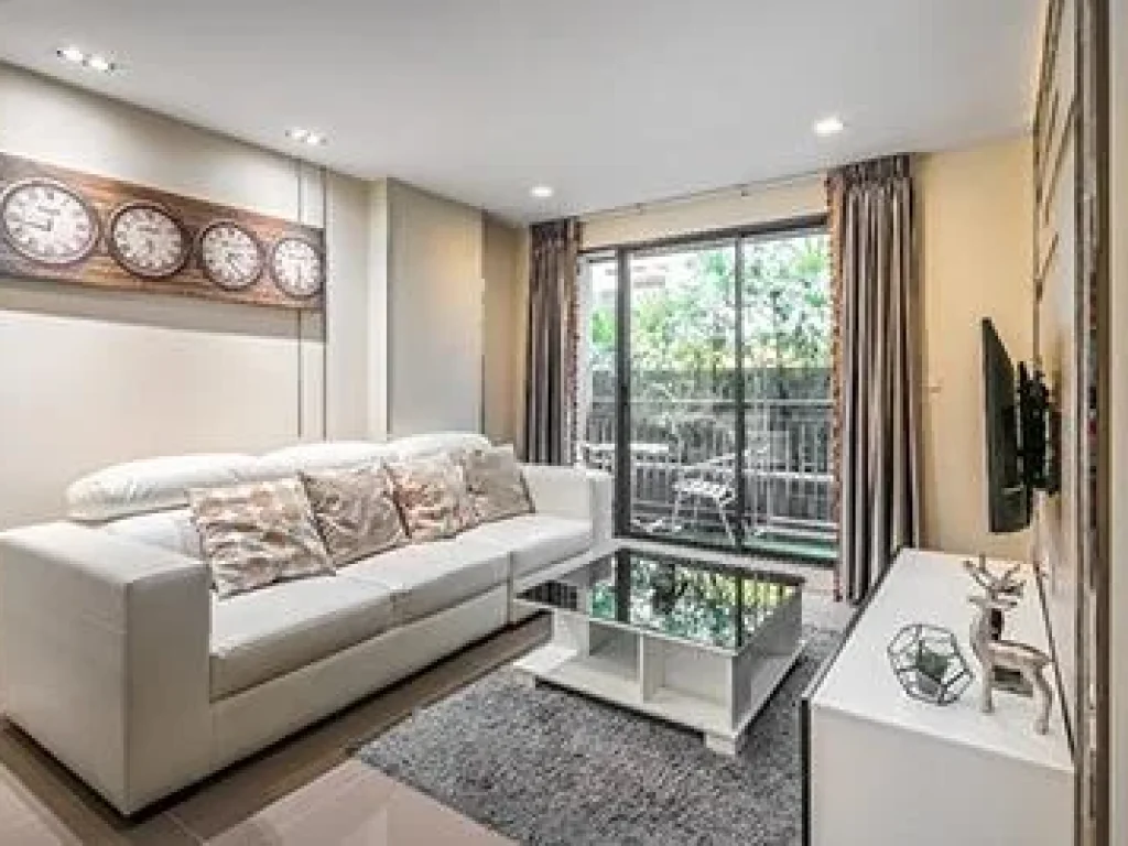 ขายด่วน คอนโด Mirage Sukhumvit 27 แต่งสวย แบบ 1 ห้องนอน Fire Sale A Beautifully Décor 1 Bedroom Unit