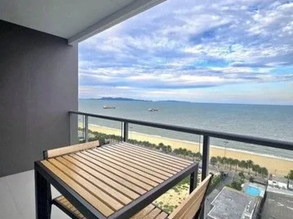 ให้เช่า condominium beachfront jomtien ติดทะเล พร้อมเฟอร์