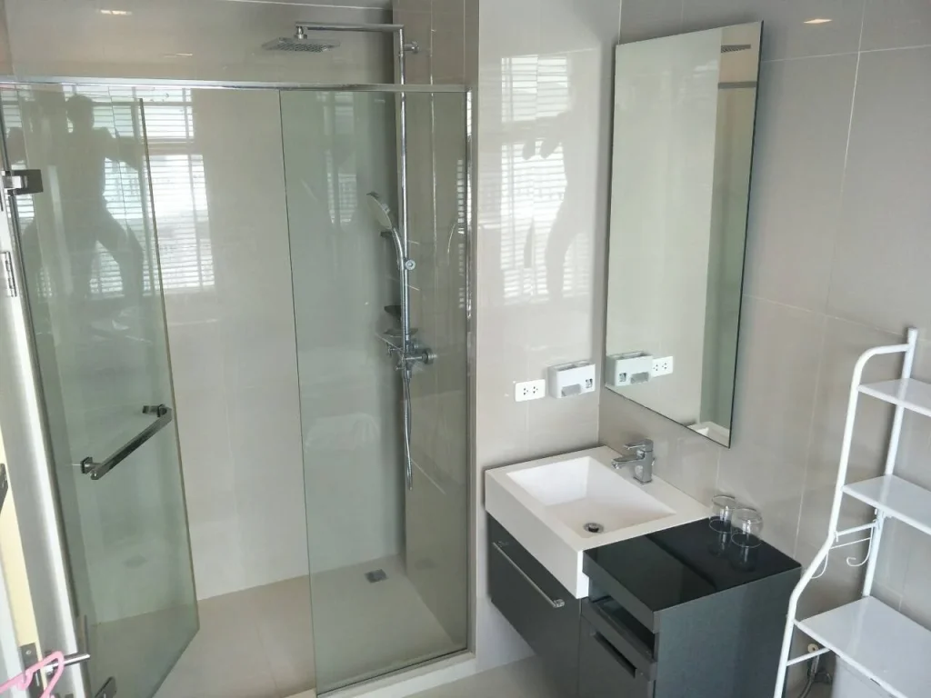 ขายคอนโดThe Deck condo patong 6628 ตรม