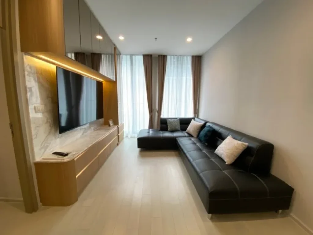 FOR RENT ให้เช่าคอนโด Noble Ploenchit Condo Size 56 sqm on 3rd floor 1 Bedroom 1 Bathroom