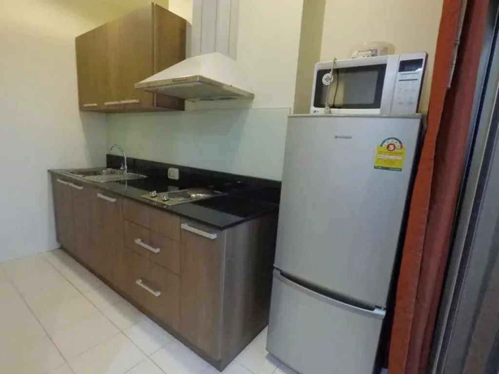 For rent 15000 condo Chewathai Ratchaprarop BTS Victory monument