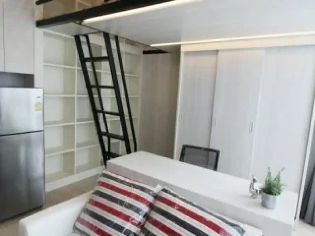 Condo for RENT at Noble Revolve Ratchada 2 Duplex 1 Bathroom size 27 sqm on 6th floor