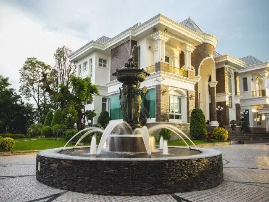 Super Luxury House ขายบ้านคฤหาสน์หรู พร้อมสระว่ายน้ำ บ้านใหม่ เนื้อที่ 4 ไร่ครึ่ง ซอยหมู่บ้านวรางกูล