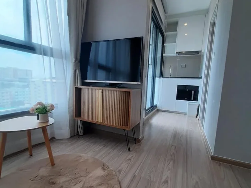 ให้เช่าCondo The tree huamak Interchangeชั้น 8 ขนาด 23 ตรม ห้อง studio ราคา 13000 บาท 0979495559