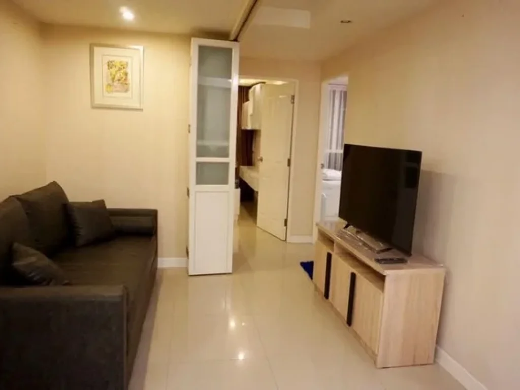 Zenith Place Sukhumvit 71 quiet private BTS Phra Khanong