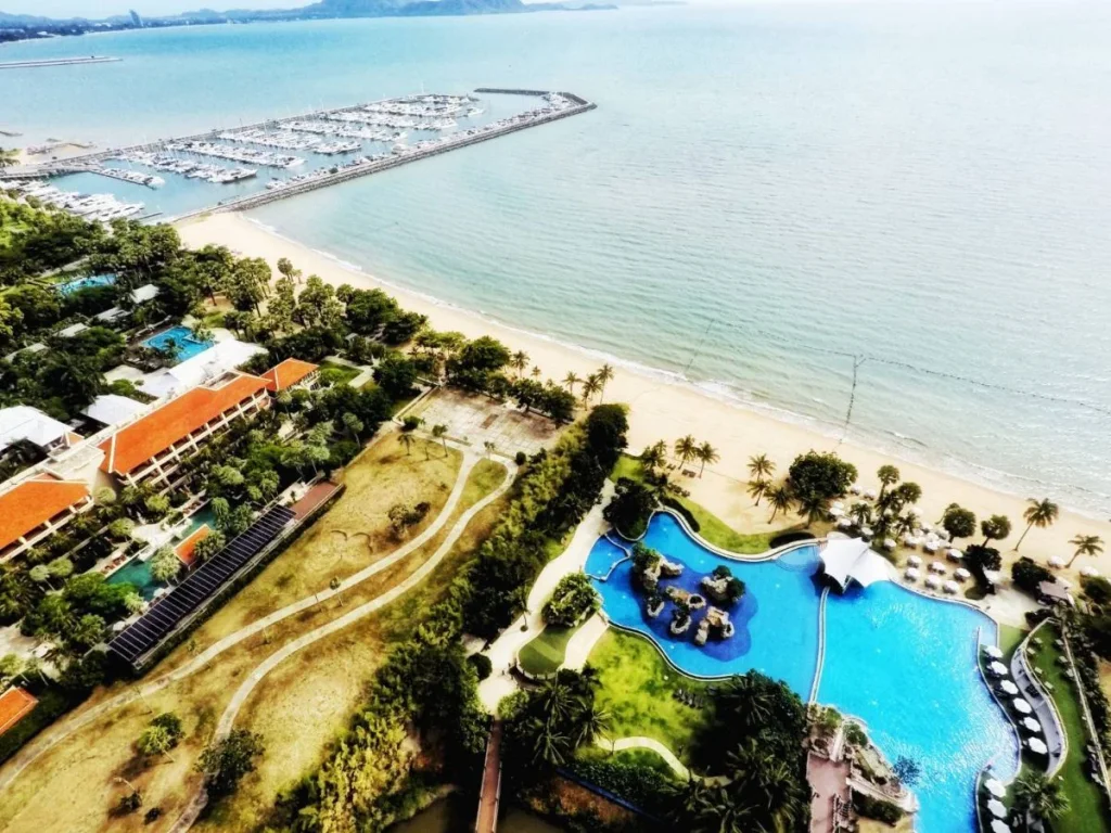 Mövenpick White Sand Beach Condominium Na Jomtien Pattaya