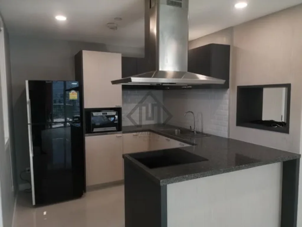 For RentThong Lo-Ekkmai condo 3 bedrooms Fullerton Fully Furnished near BTS Ekkamai