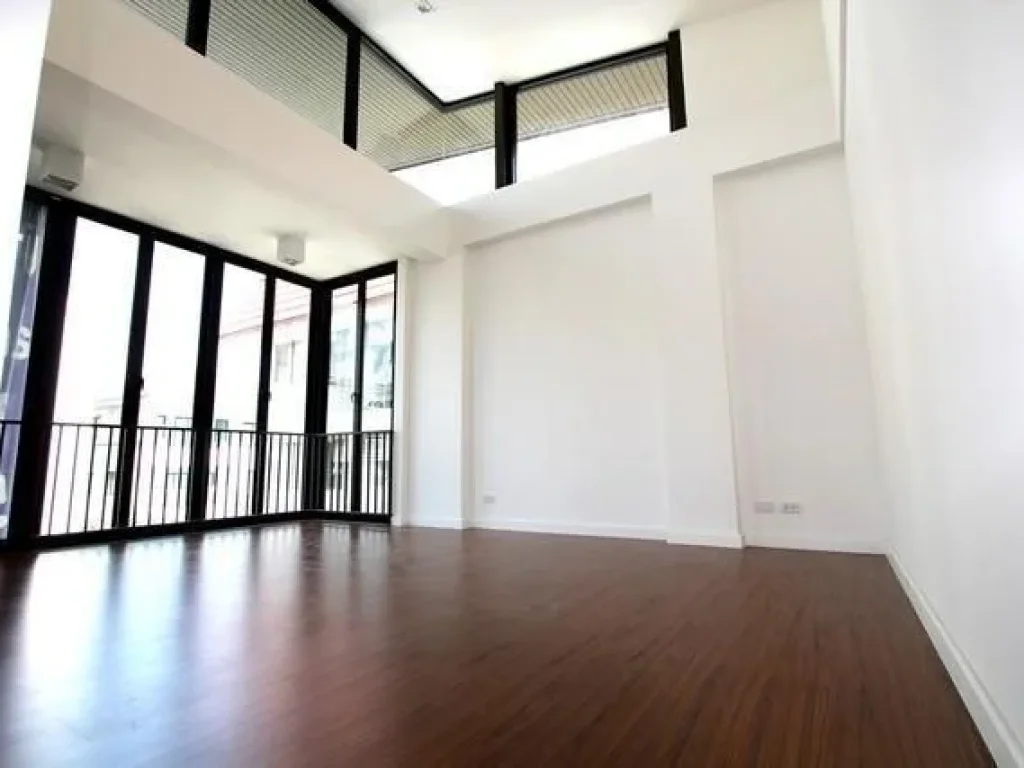 For Rent โฮมออฟฟิศ ถนนประชาอุทิศ ใกล้เลียบทางด่วน-เอกมัย รามอินทรา