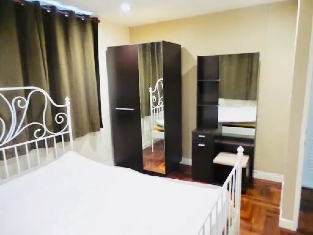 บ้านเดี่ยว น่าอยู่ มีสนาม ย่านพร้อมพงษ์ เพื่ออยู่อาศัย ใกล้ BTS Single House for residence only in Prompong closed BTS