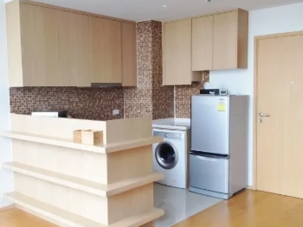 BTS condo for rent Duplex room type in Villa Rachatewi