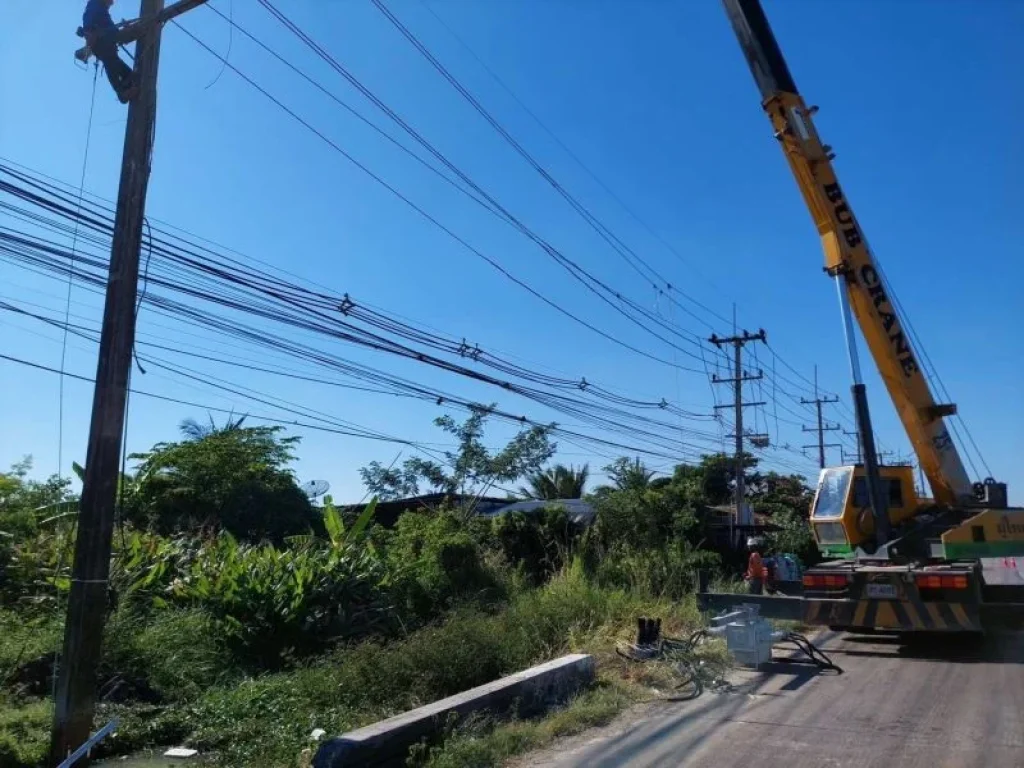 ร้อนเงินขายถูก ที่ดินติดถนนสุวินทวงศ์ 1 ไร่ติดกับ