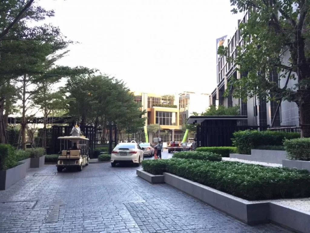 ขายครับขาย คอนโด The Base Park West ในโครงการ T77 ของแสนสิริ