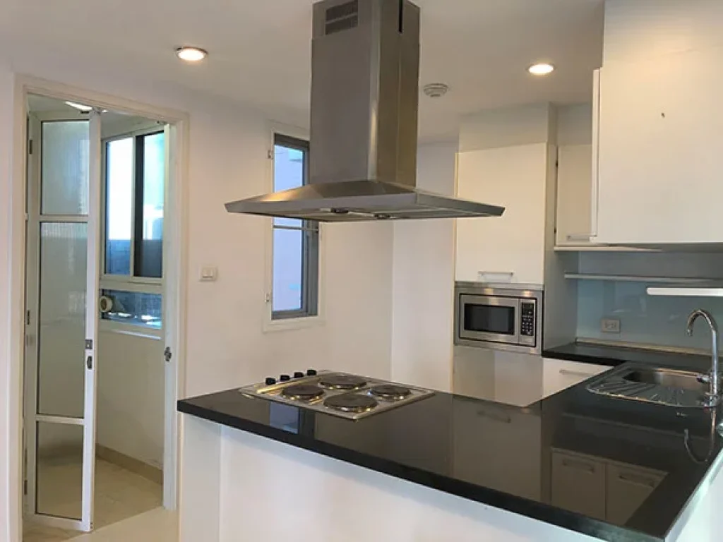 คอนโดแบบ 3 ห้องนอน ที่ ทองหล่อ เอกมัย A Nice 3 Bedroom Unit in ThonglorEkkamai Area