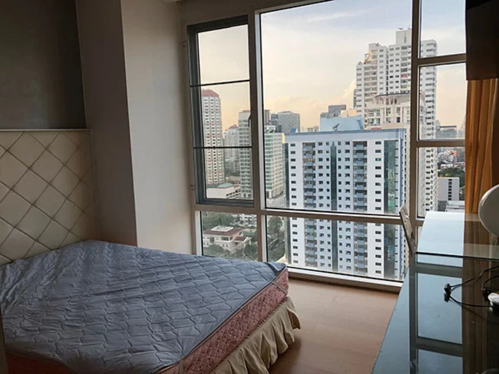 คอนโดแบบ 3 ห้องนอน ที่ ทองหล่อ เอกมัย A Nice 3 Bedroom Unit in ThonglorEkkamai Area