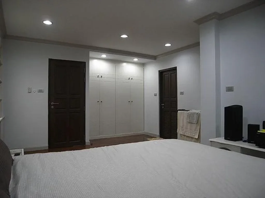 For Rent บ้านแฝด 3 ชั้นครึ่ง พร้อมเข้าอยู่ หมู่บ้านซิตี้พาร์ค พัฒนาการ 38