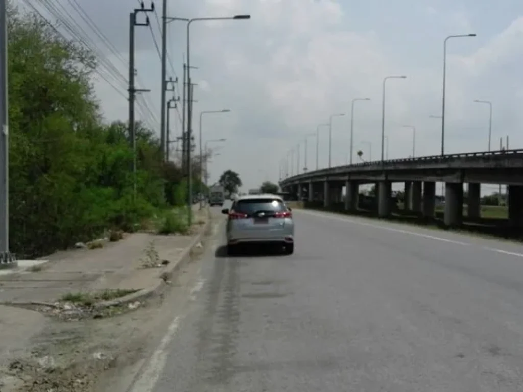 ขายที่ดินสุวรรณภูมิ บางนา-ตราด 41ไร่ ติดถนนใหญ่ ทำเลดี