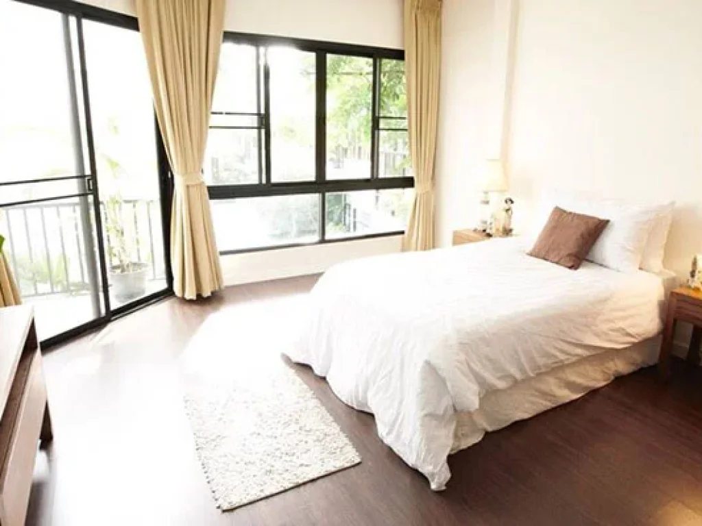 บ้านสวย 4ห้องนอน ทันสมัย ในหมู่บ้าน ใกล้ BTS ทองหล่อ Modern House in compound closed BTS Thonglor