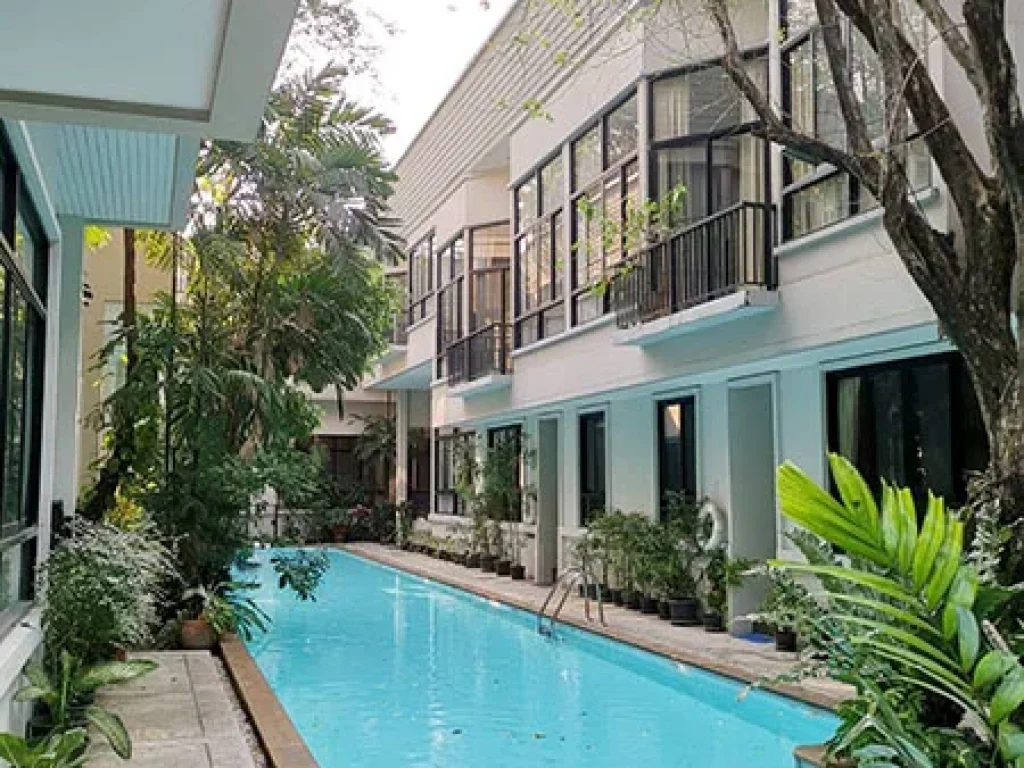 บ้านสวย 4ห้องนอน ทันสมัย ในหมู่บ้าน ใกล้ BTS ทองหล่อ Modern House in compound closed BTS Thonglor