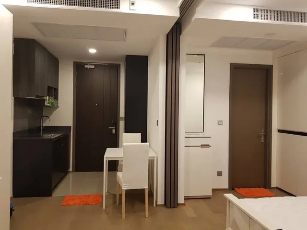 Rent condon Ashton Chula Silom 31 sqm floor 10 4 ใกล้รถไฟฟ้า MRT สถานีสามย่าน 180 เมตร