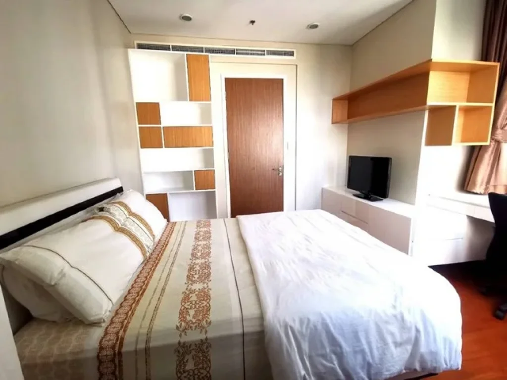 For rent Bright Sukhumvit 24 size 69 sqm 2 bed Near Em Quartier